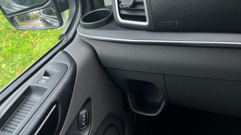 Ford Tourneo Custom Transit Custom Tourneo L2 Diesel Fwd 2.0 EcoBlue 130ps L/R 8 Seater Titanium Auto